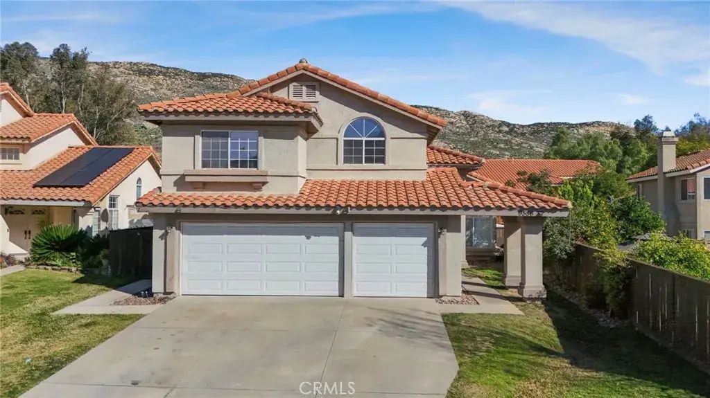 9586 Shadow Springs Drive, Moreno Valley