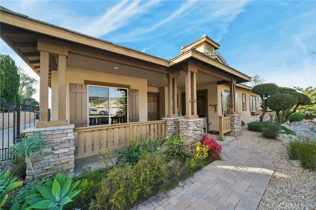 3004 Dapplegray, Norco