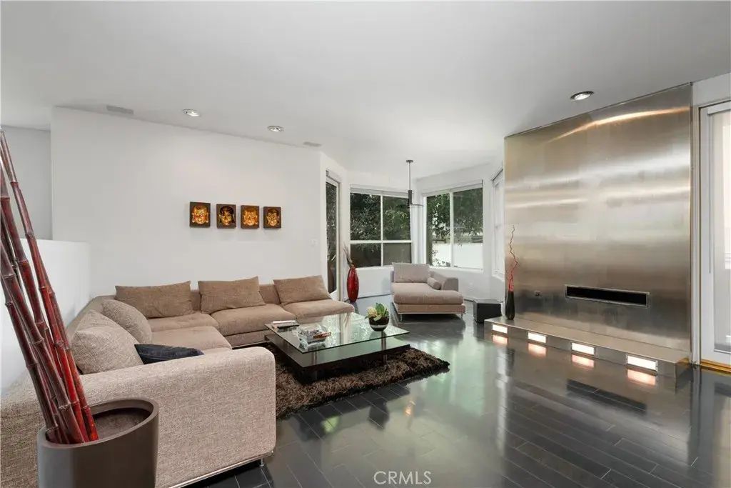 12841 Bloomfield 103, Studio City