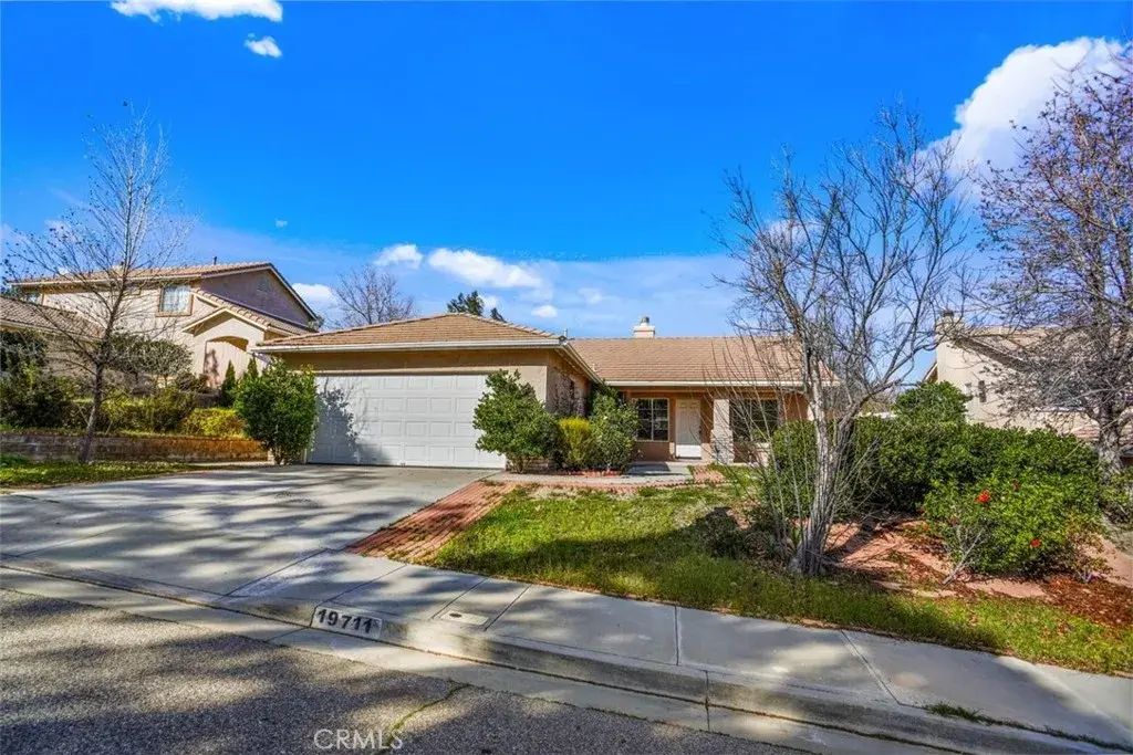 19711 Skyview Court, Canyon Country