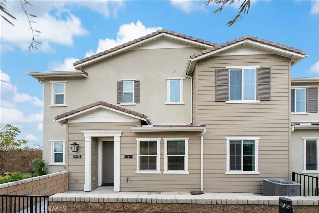 15901 Stresa Lane 6, Fontana