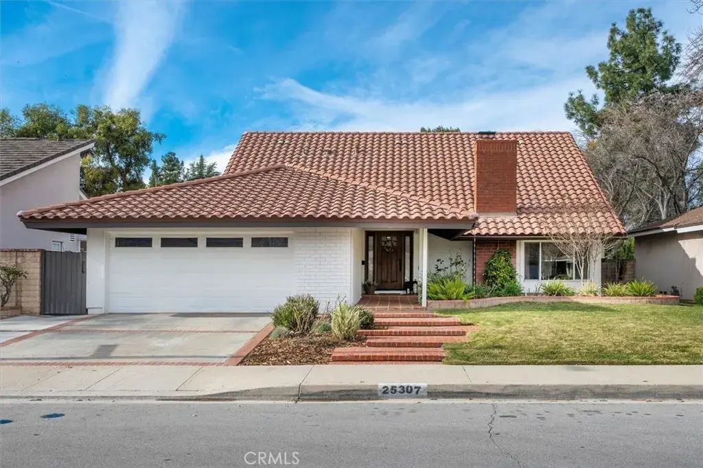 25307 Avenida Ronada, Valencia