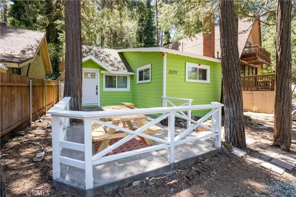 23777 Pioneer Camp Road, Crestline