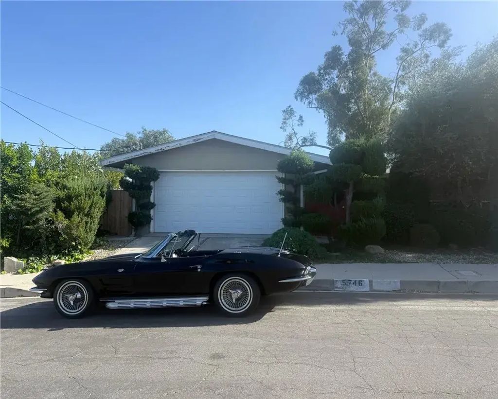 5746 Mcdonie Avenue, Woodland Hills