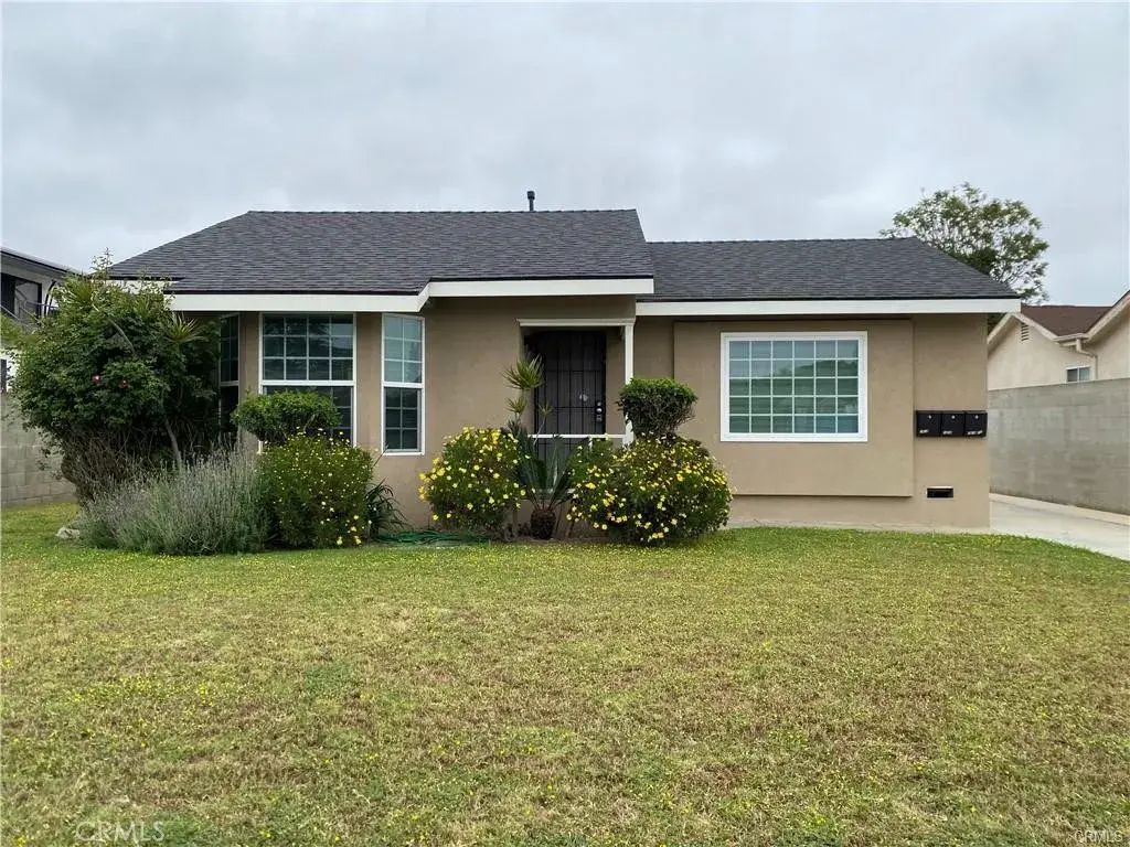 1616 W Gardena, Gardena