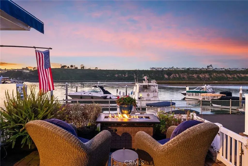 4 Saratoga, Newport Beach