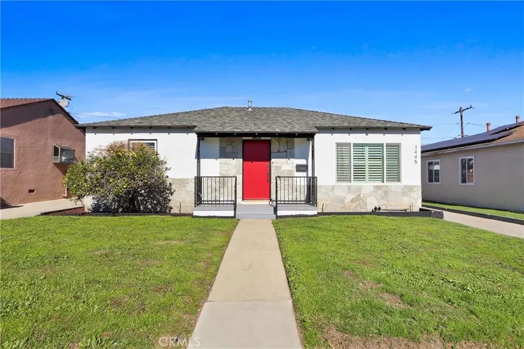 1445 W 110th, Los Angeles