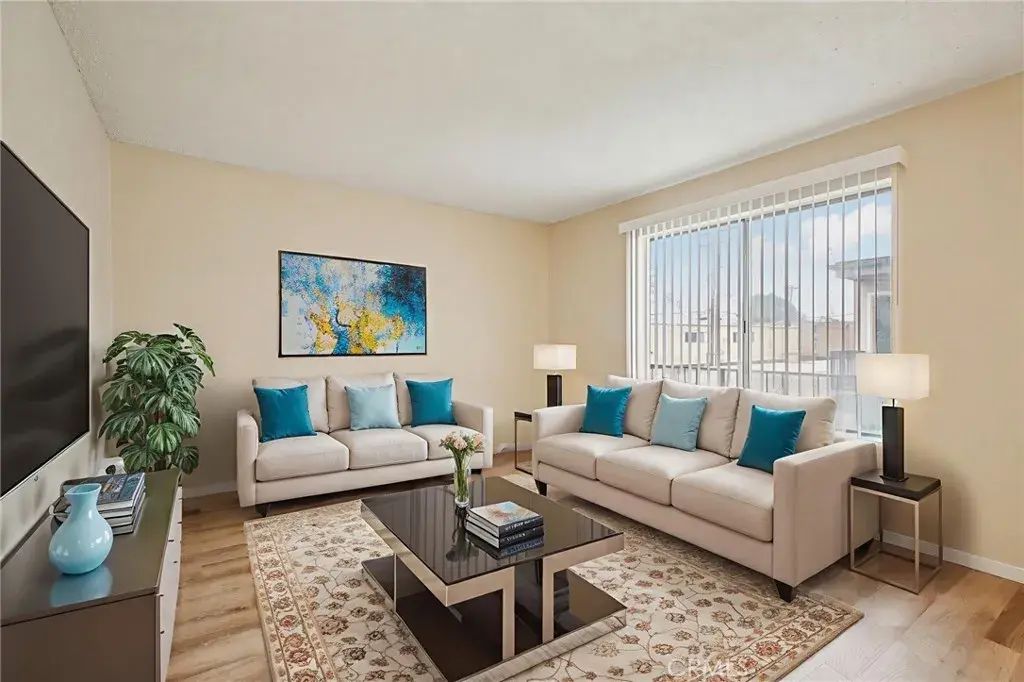 5500 Ackerfield 412, Long Beach