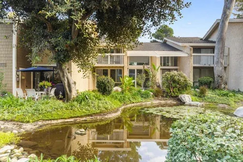 136 Pineview, Irvine