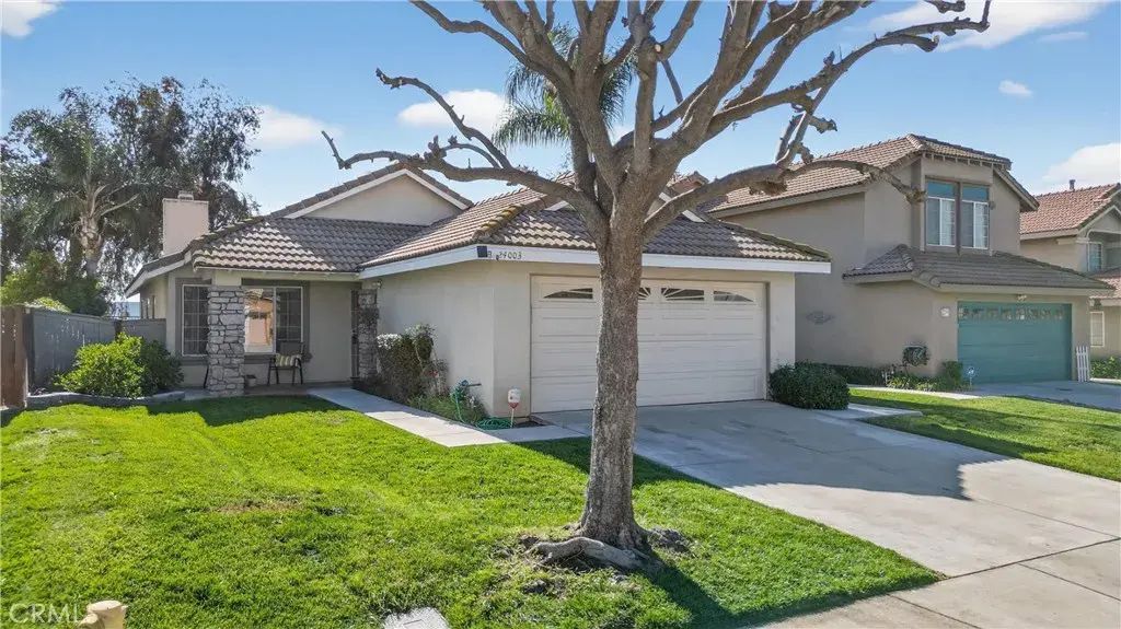 24003 Whistling Swan, Murrieta