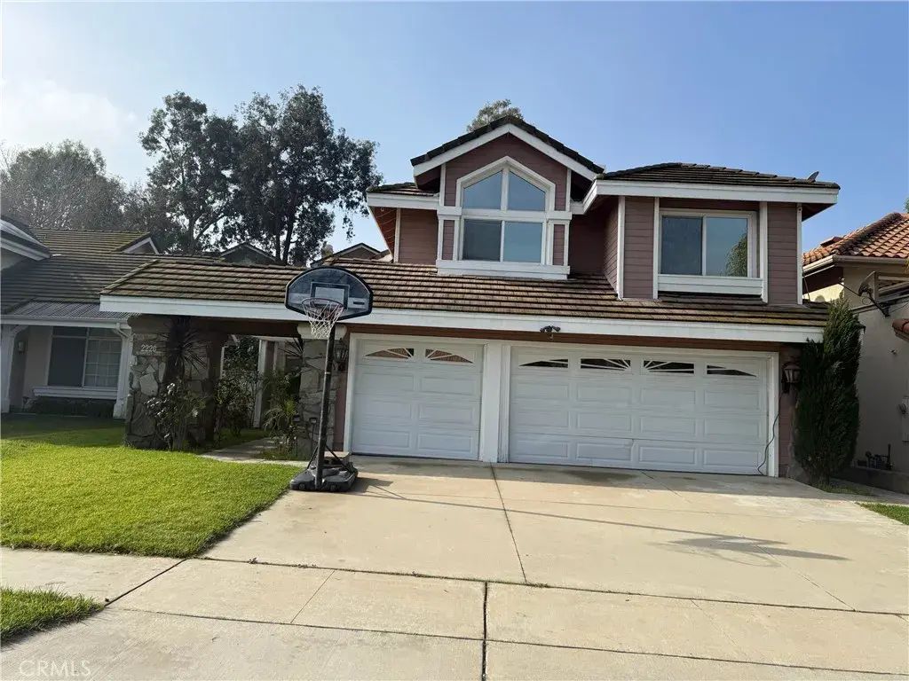 2220 Bloomfield Lane, Corona