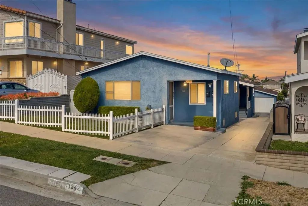 1240 W 22nd St, San Pedro