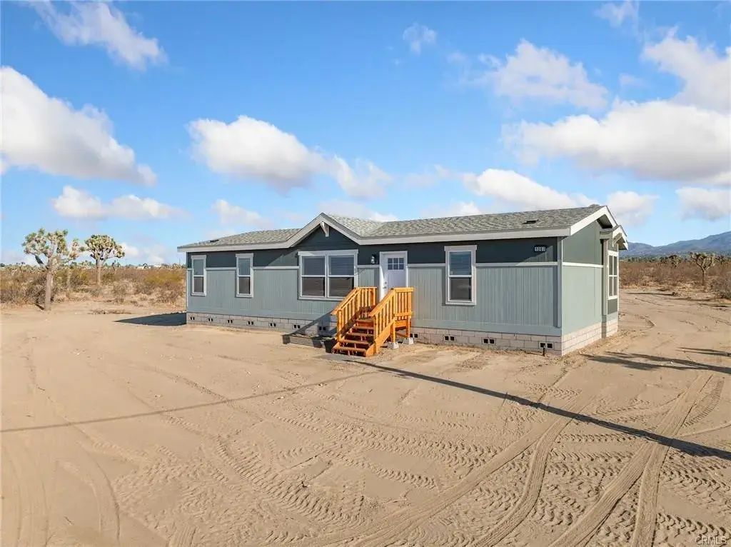 1083 Danbury Road, Pinon Hills