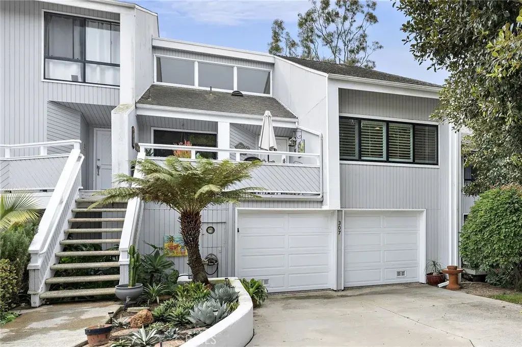 307 Columbia, Newport Beach