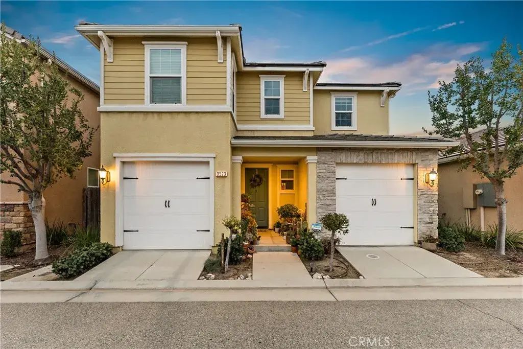 3523 Luminary, Clovis