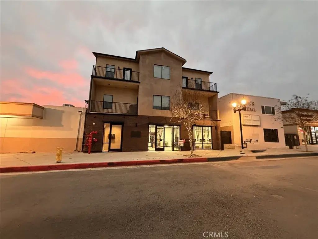 511 N Azusa Avenue 203, Azusa