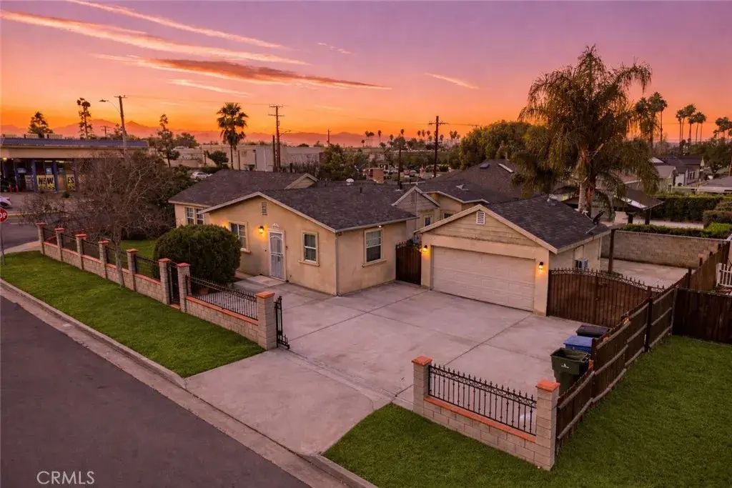 5111 Arlington Avenue, Riverside