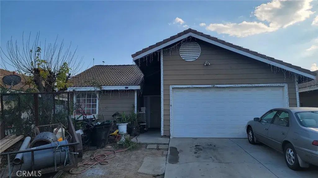311 Red Pine Place, Perris