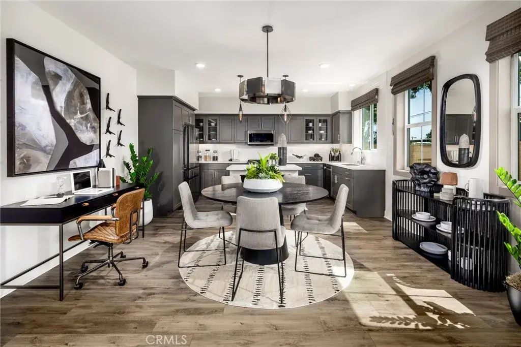 11733 Florence Avenue, Santa Fe Springs