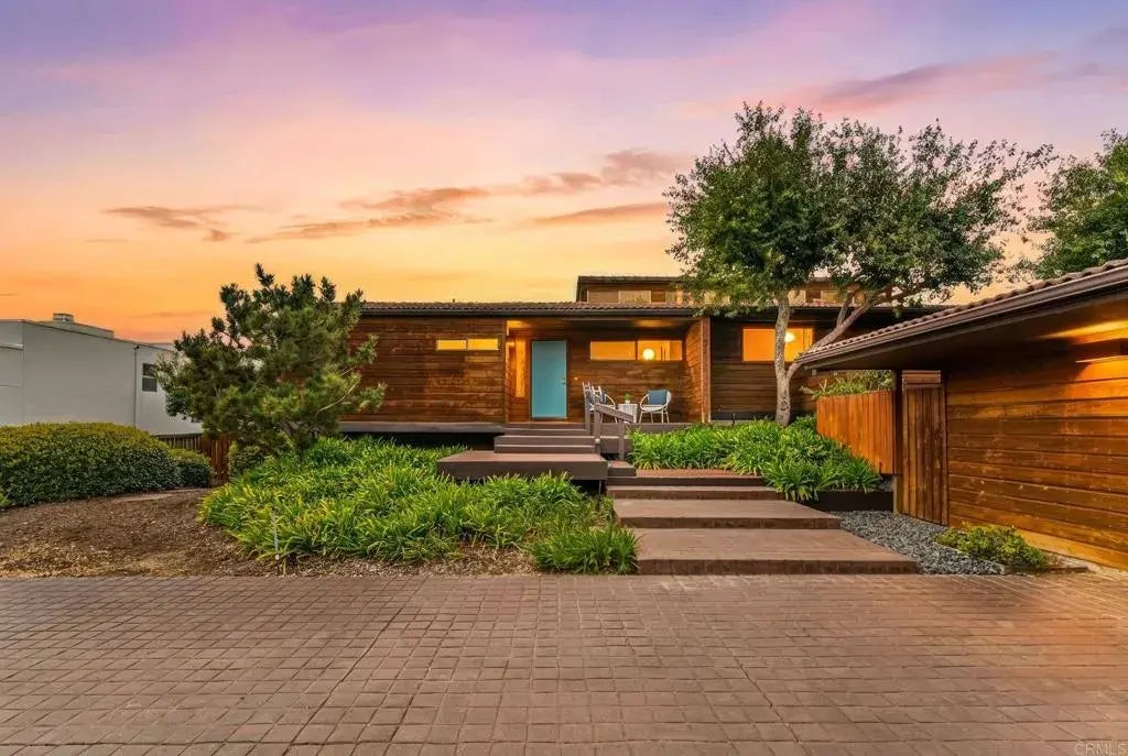 Photo of Listing #PTP2600636