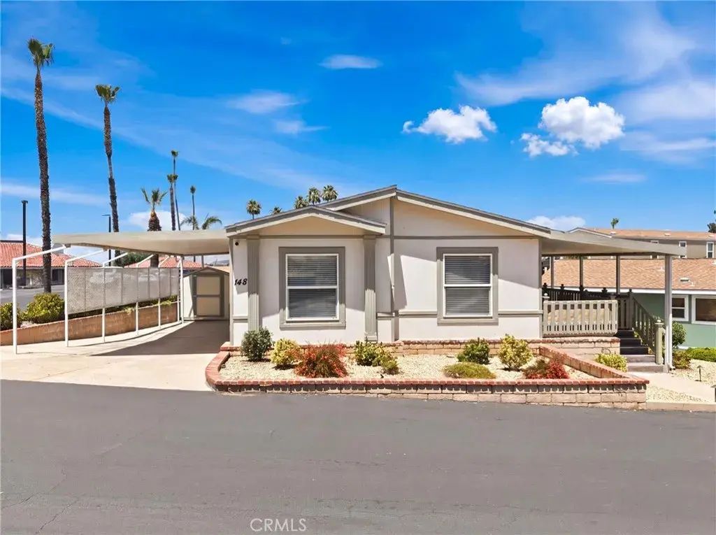 1536 S State St 148, Hemet