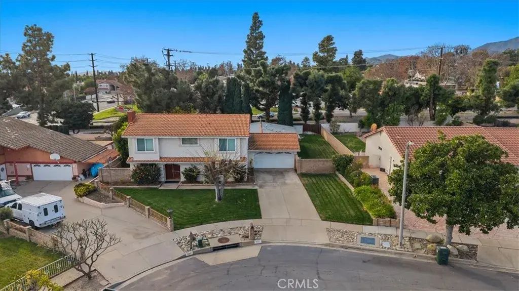 1613 Erin Avenue, Upland