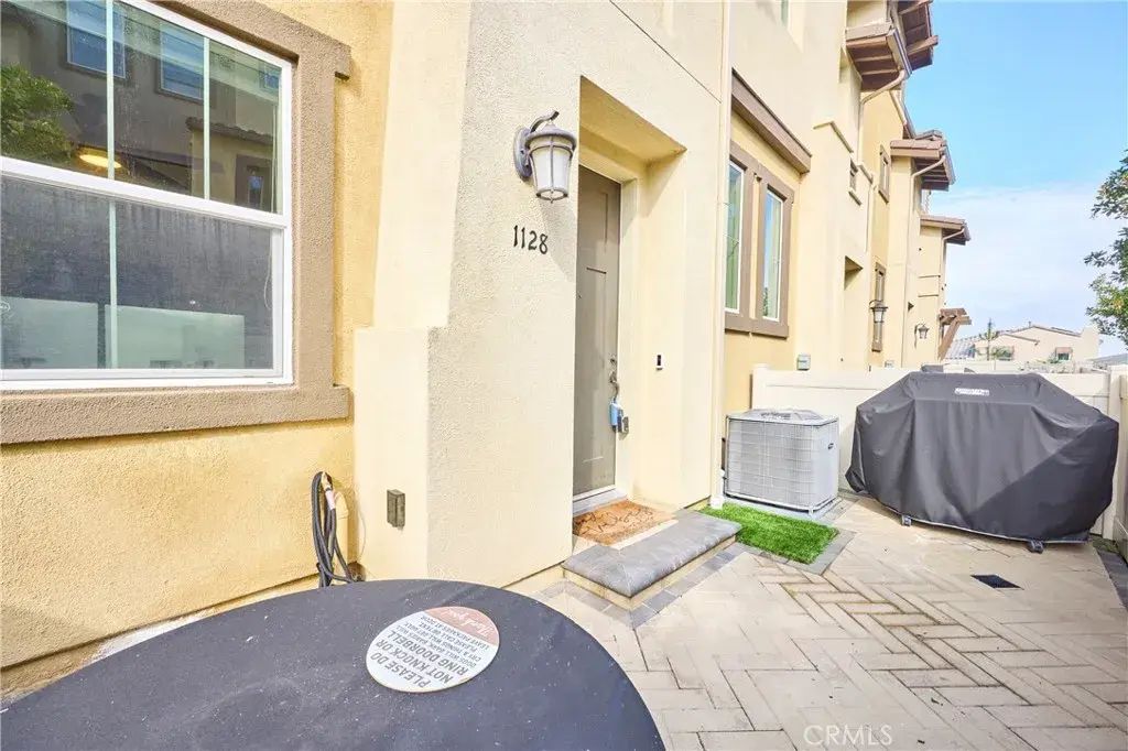 1128 Via Lucero, Oceanside