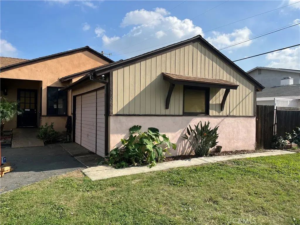 10600 Dempsey, Granada Hills