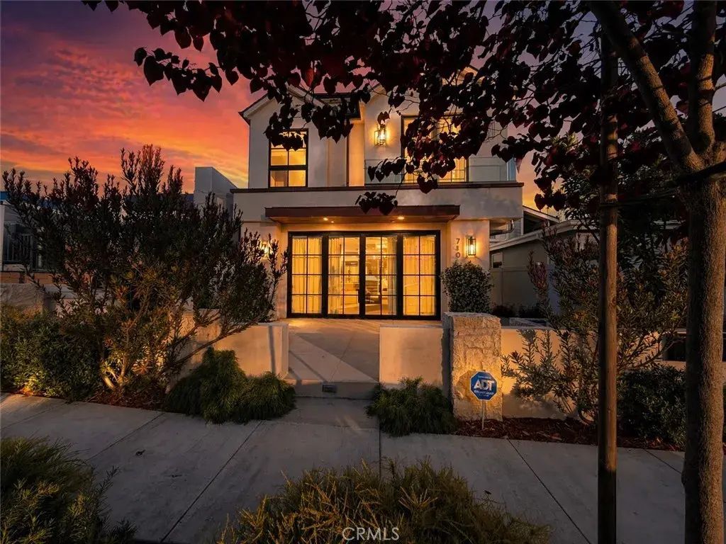 710 Avocado Avenue A, Corona Del Mar