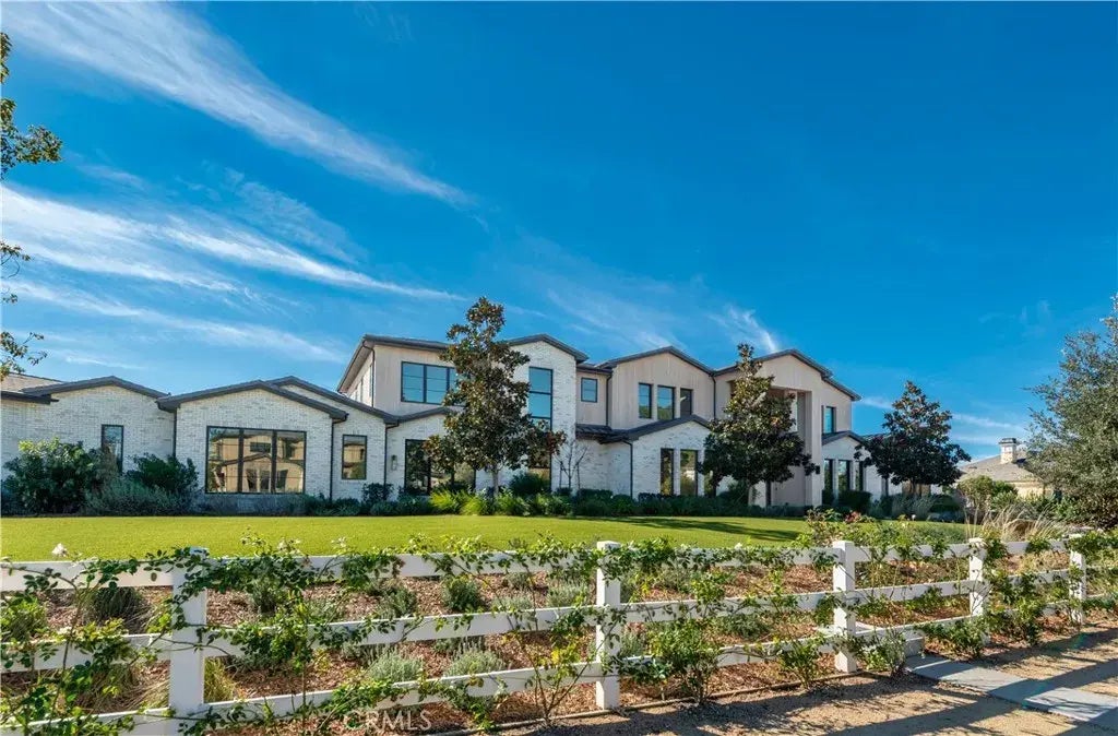 24050 Hidden Ridge Road, Hidden Hills