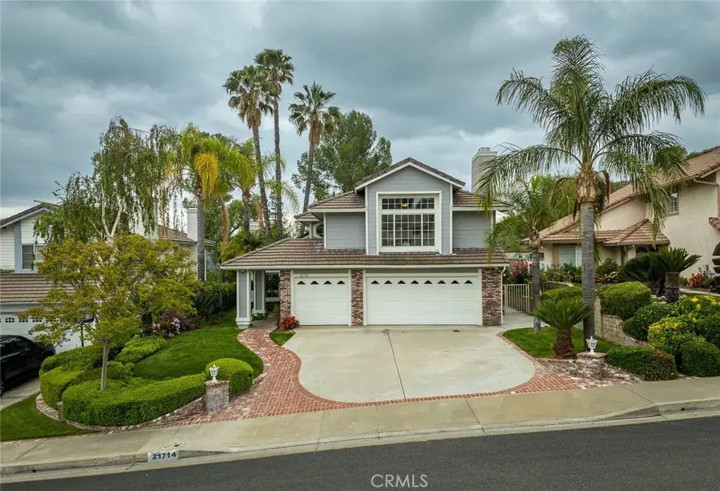 21714 Agajanian Lane, Saugus