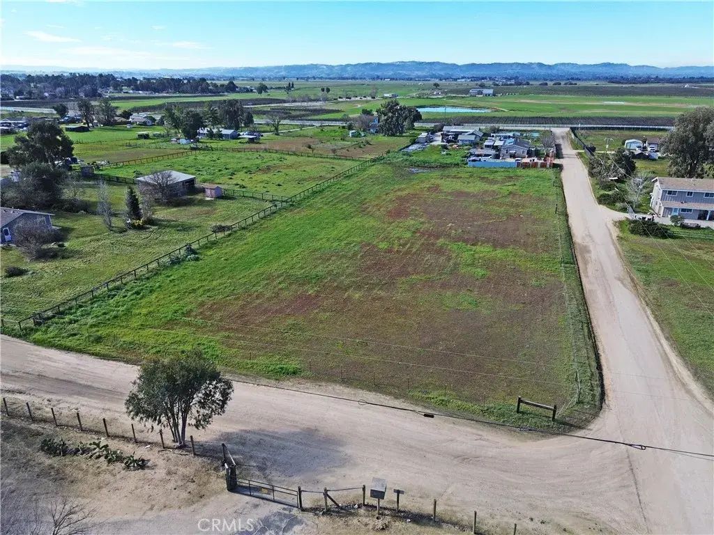 5275 Whispering Oak, Paso Robles