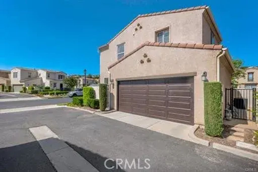 11522 Cararra, Porter Ranch