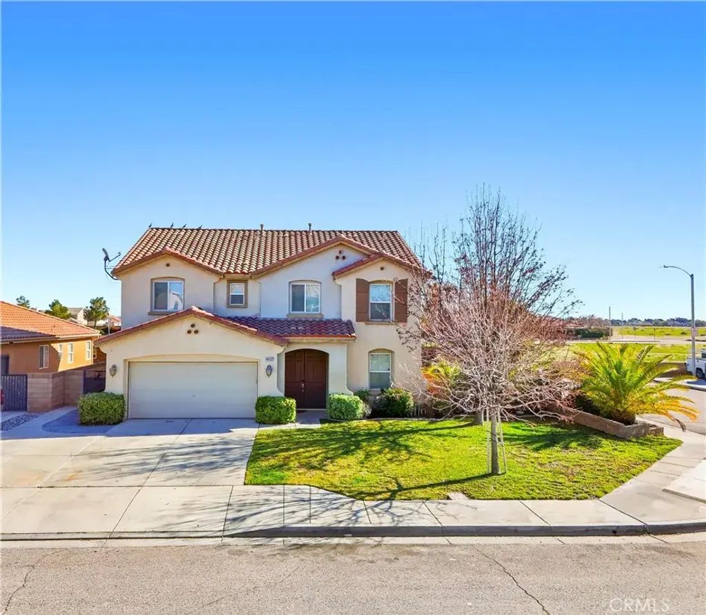 44232 Begonia Street, Lancaster