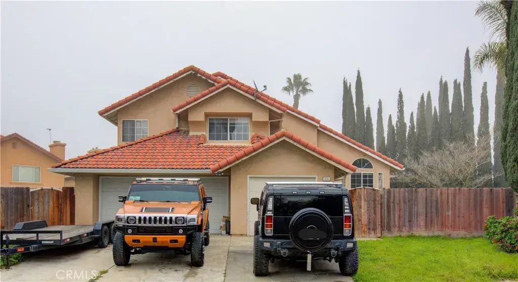 814 Casa Court, Los Banos