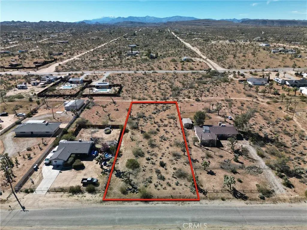 Camarilla, Yucca Valley