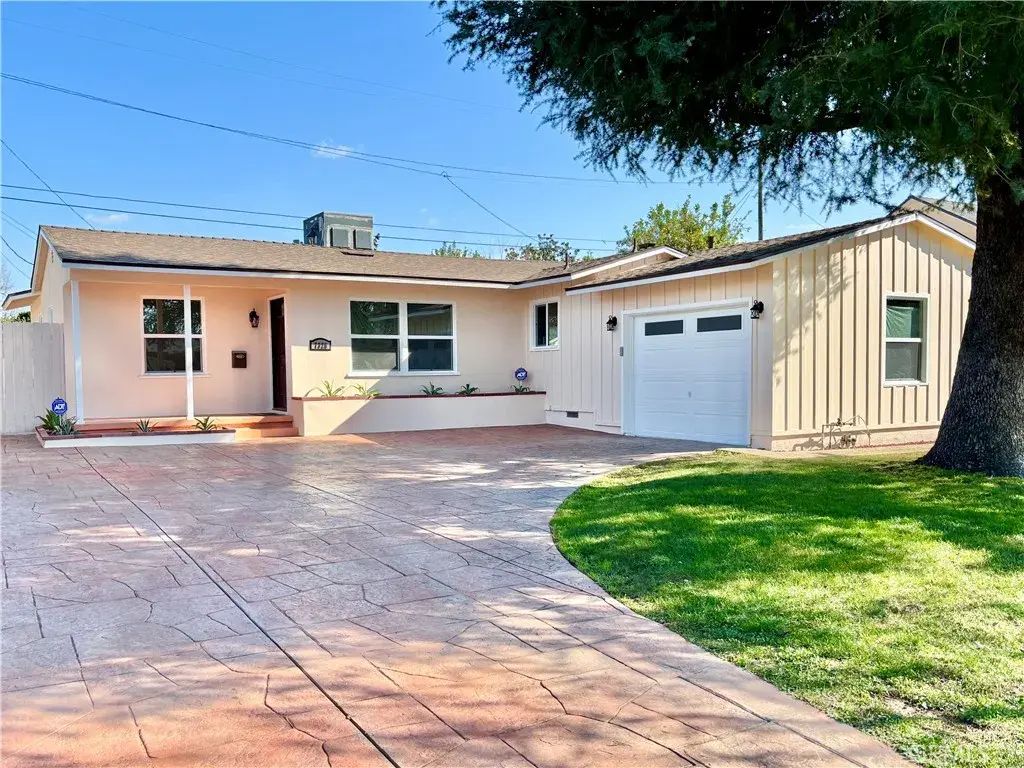 7328 Wish, Lake Balboa