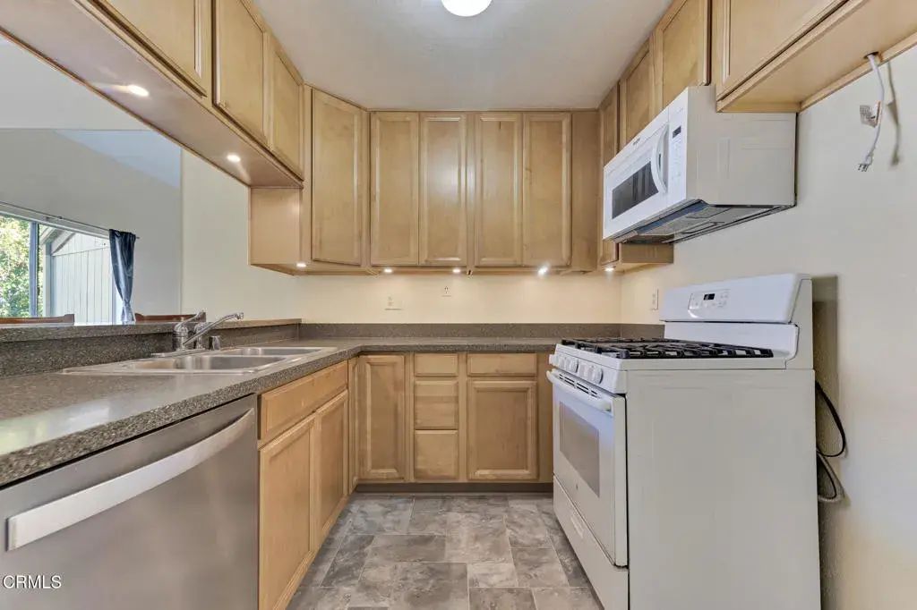 1766 Sinaloa Road 282, Simi Valley