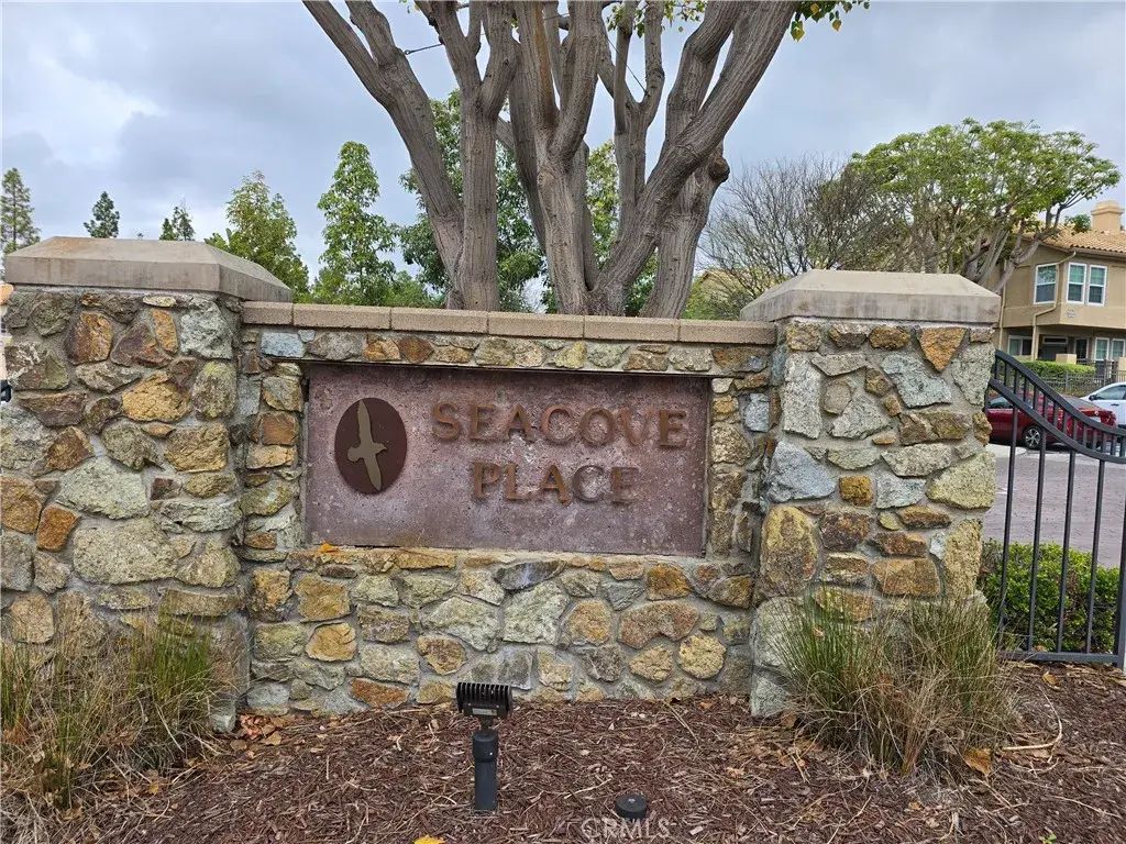 101 Night Heron, Aliso Viejo