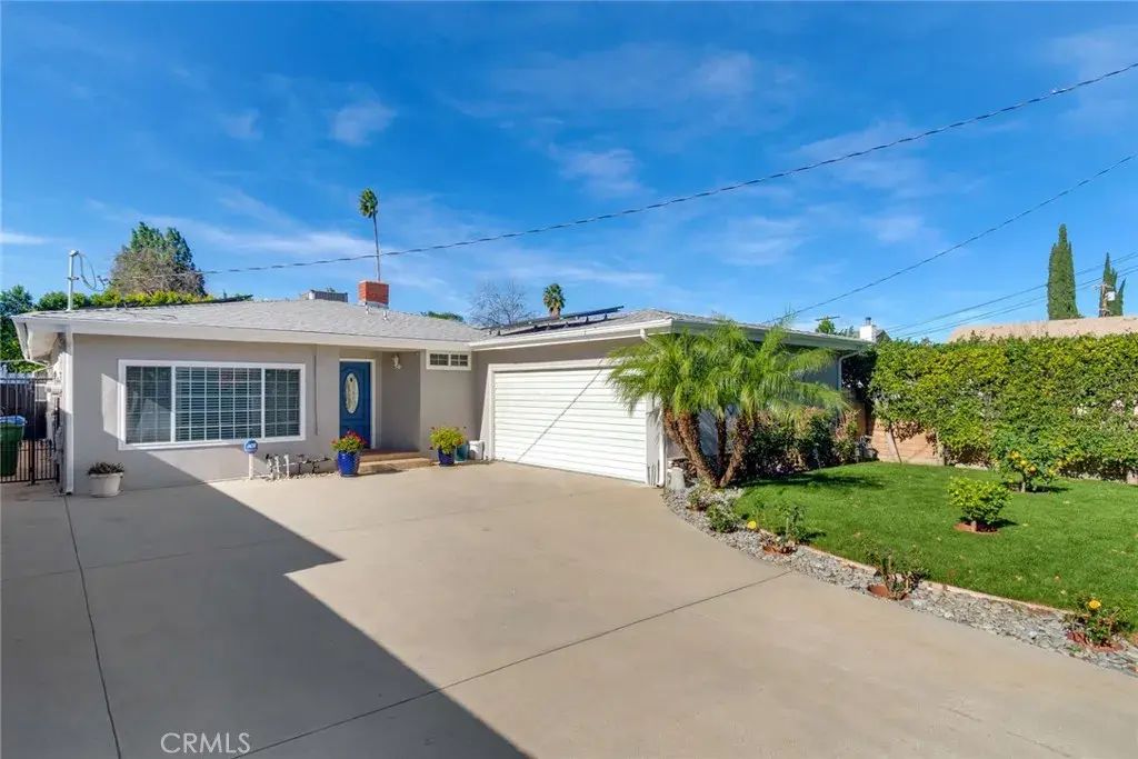 6119 Zelzah Avenue, Encino