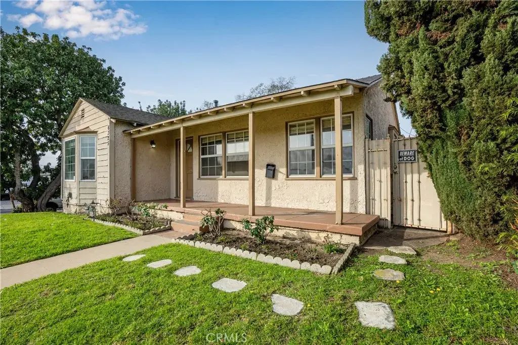 6325 Alviso Avenue, Los Angeles
