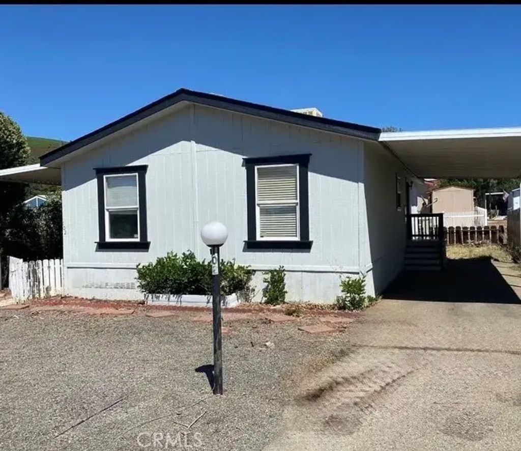 400 Sulphur Bank 102, Clearlake Oaks