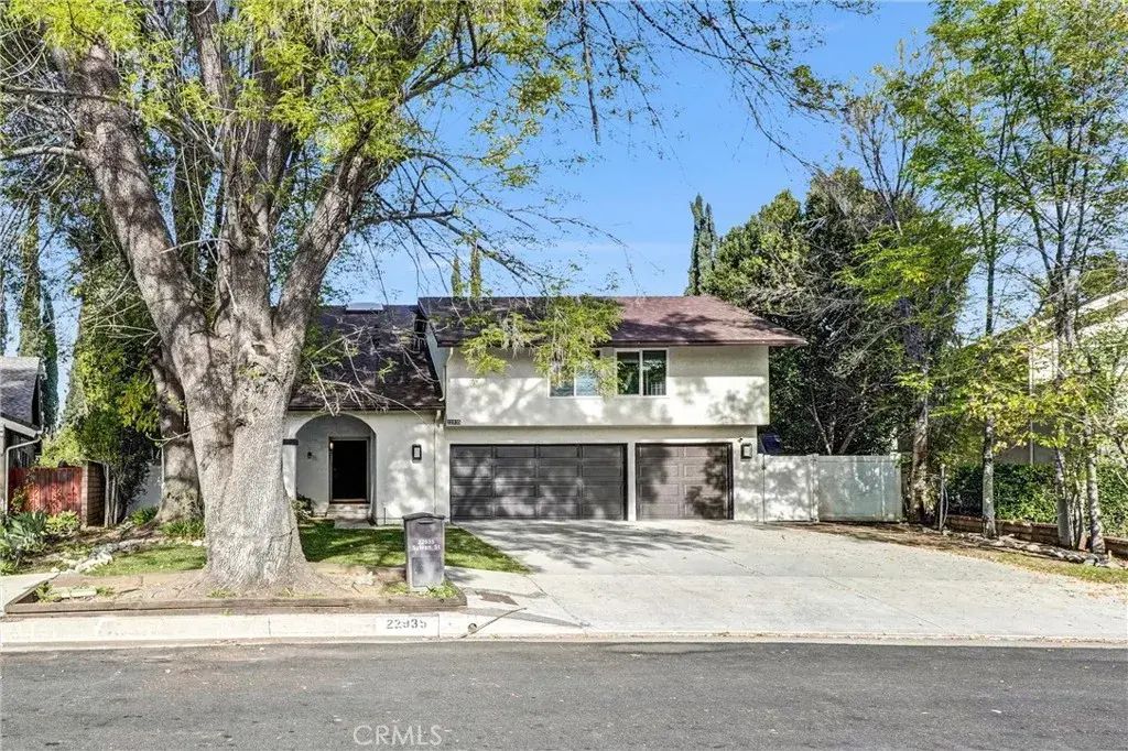 22935 Sylvan Street, Woodland Hills