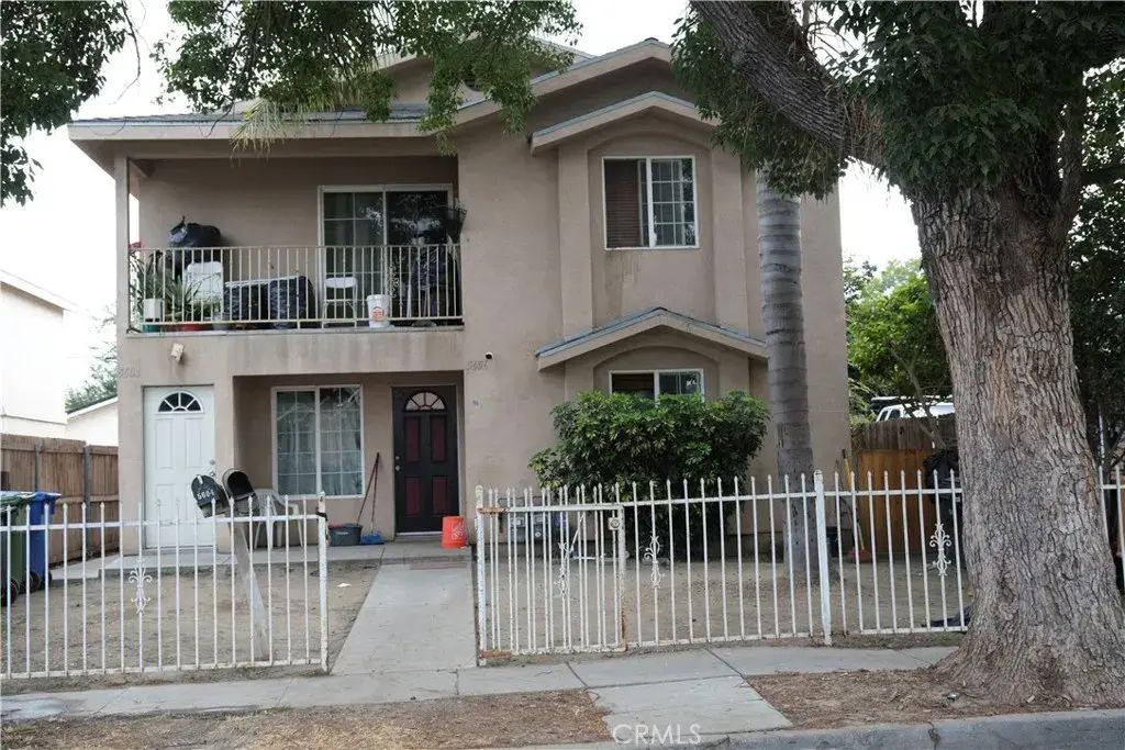 5604 Fortuna, Los Angeles
