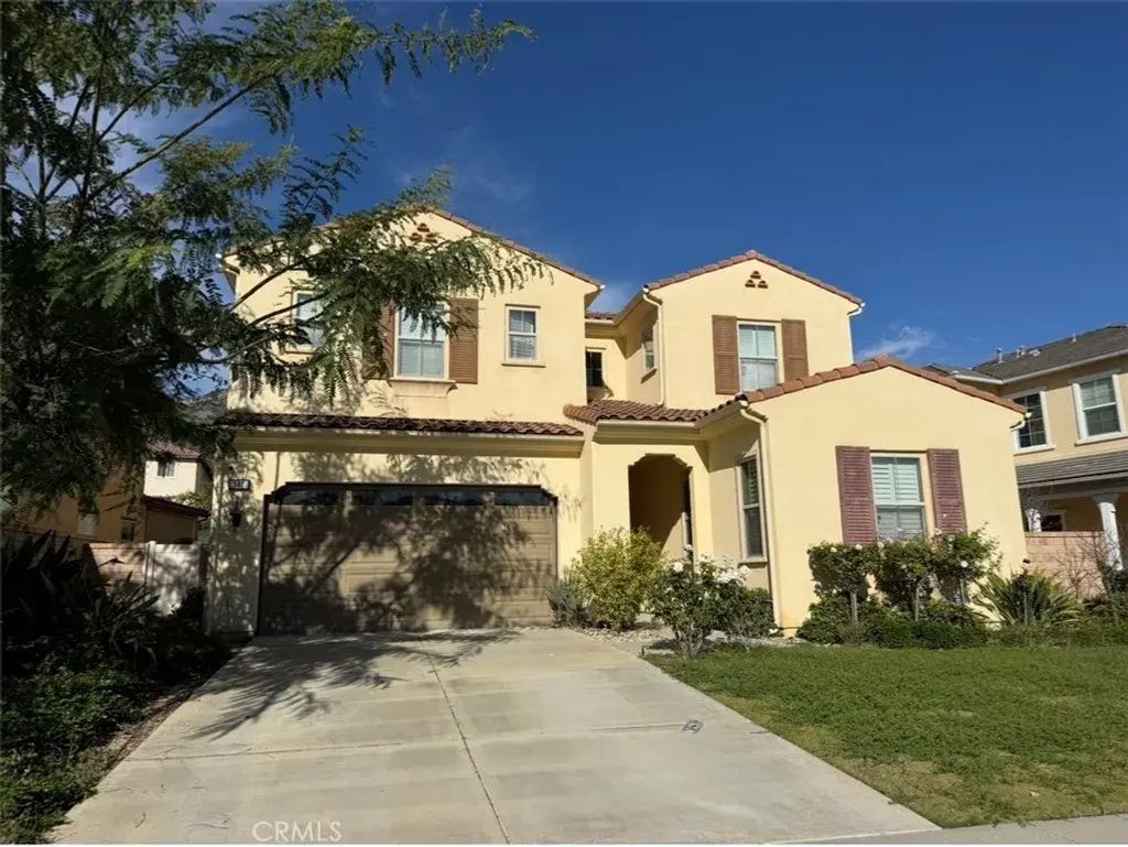 667 E Desert Willow, Azusa