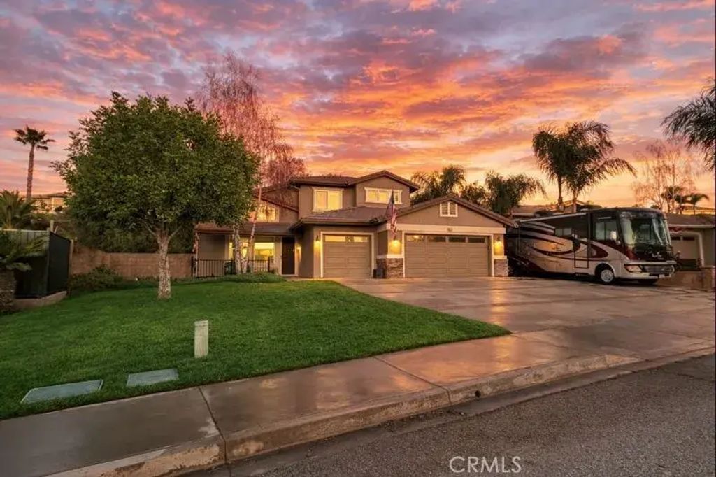 36232 Village Road, Yucaipa