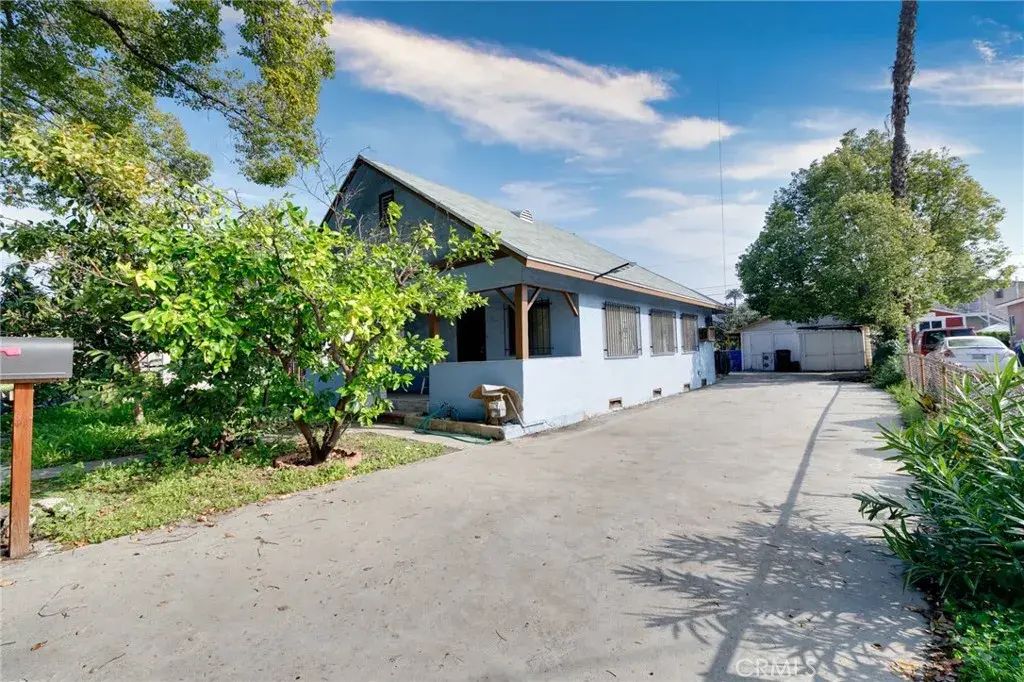 2112 Lincoln Park, Los Angeles