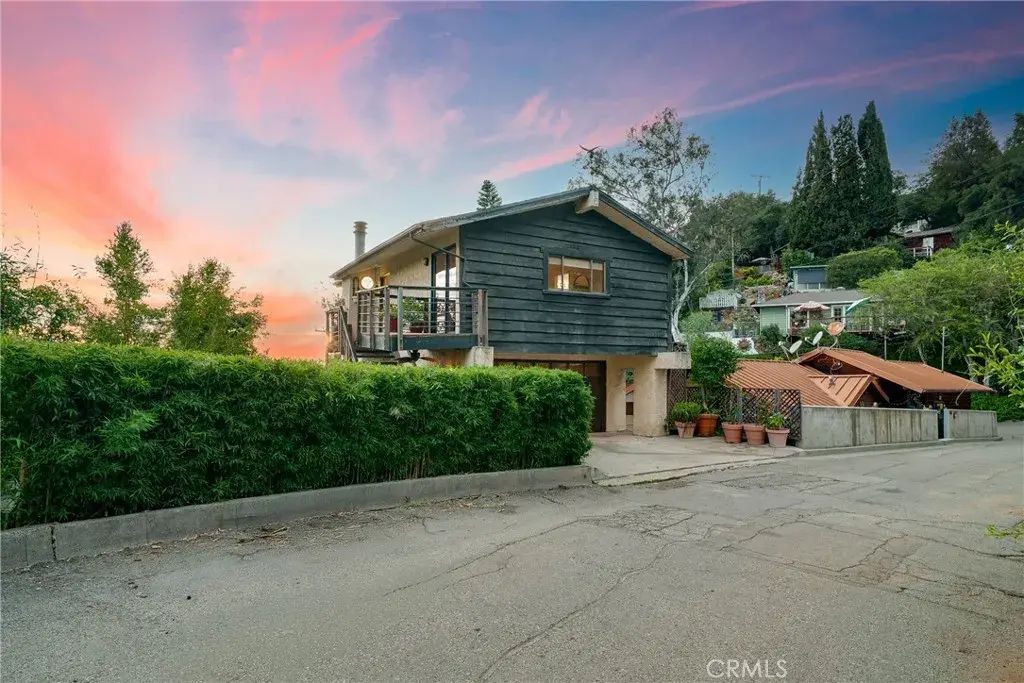 640 Sturtevant Dr, Sierra Madre