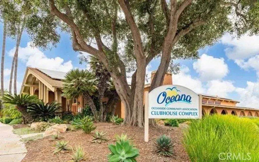 3760 Vista Campana South 81, Oceanside