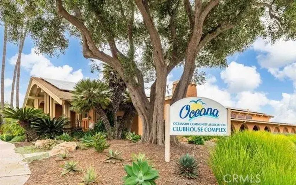 3760 Vista Campana South 81, Oceanside